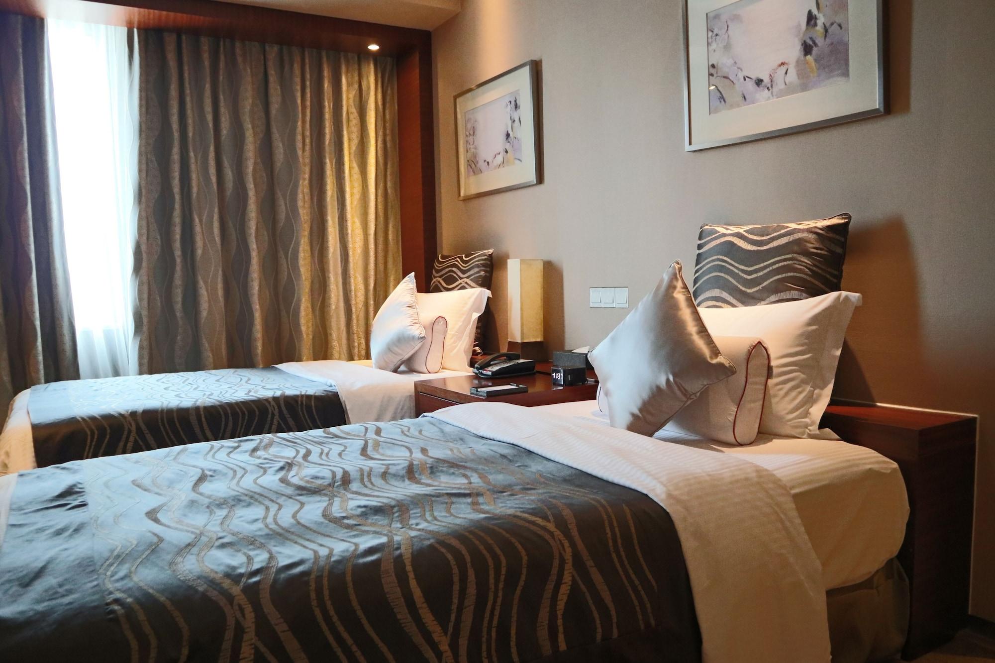 Ramada Plaza By Wyndham Shanghai Caohejing Hotel Kültér fotó