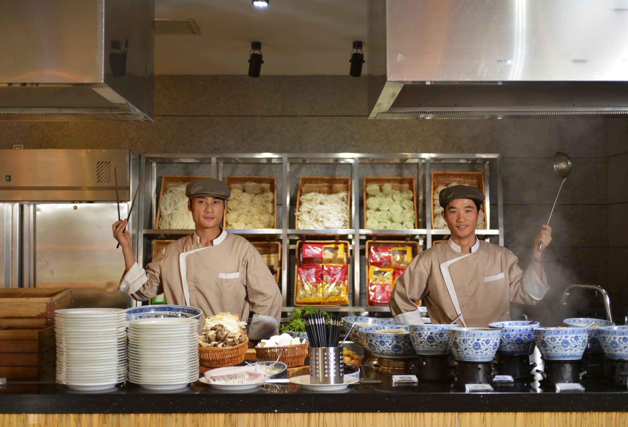 Ramada Plaza By Wyndham Shanghai Caohejing Hotel Kültér fotó