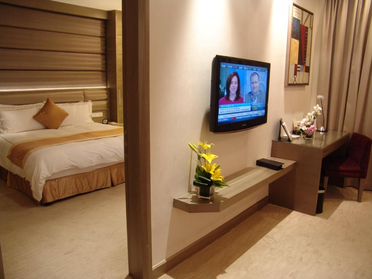 Ramada Plaza By Wyndham Shanghai Caohejing Hotel Kültér fotó